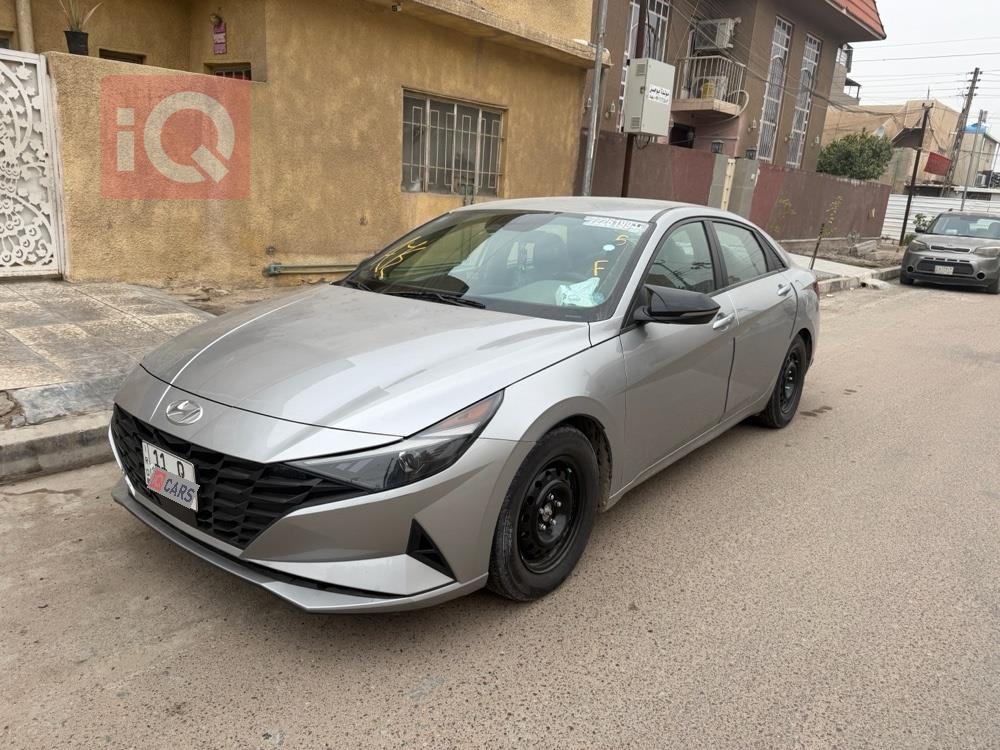 هیۆندای ئەلەنترا